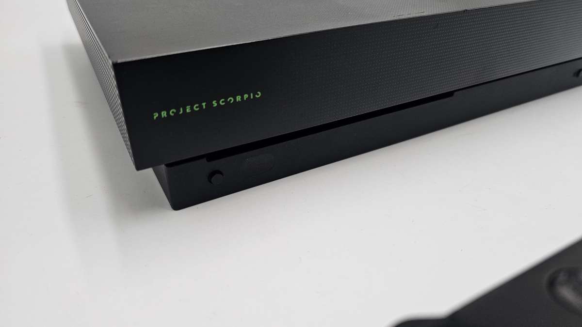Xbox One X 1TB (Project Scorpio Edition)
