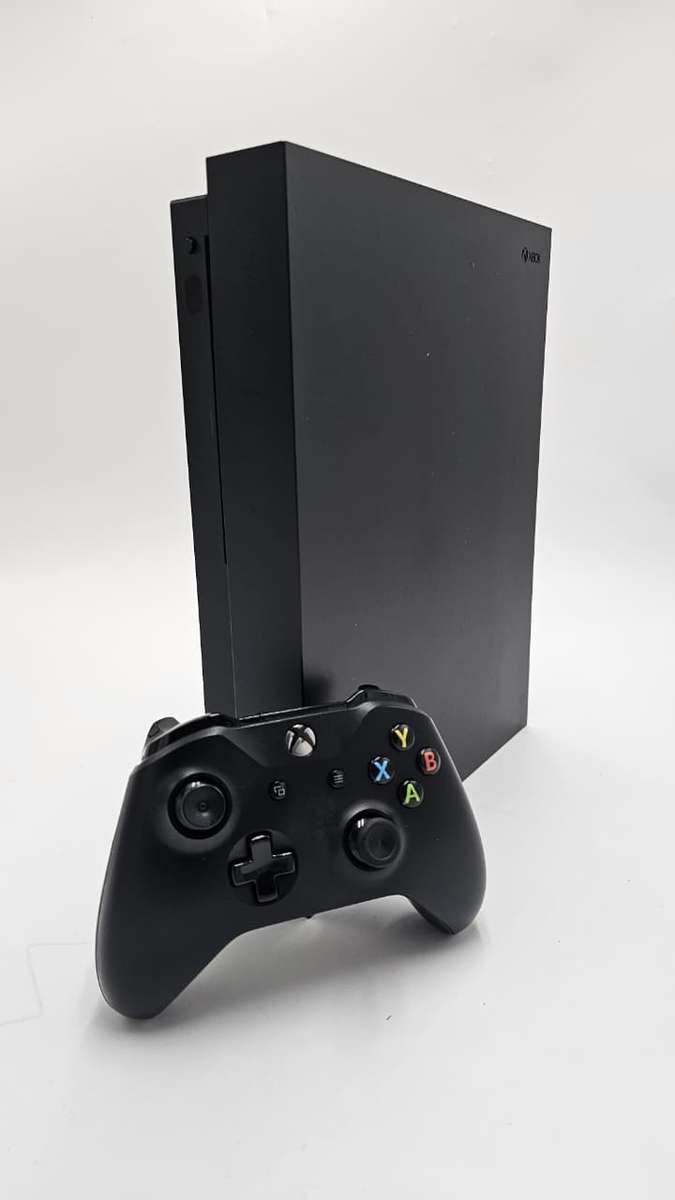 Xbox 1 X 1TB