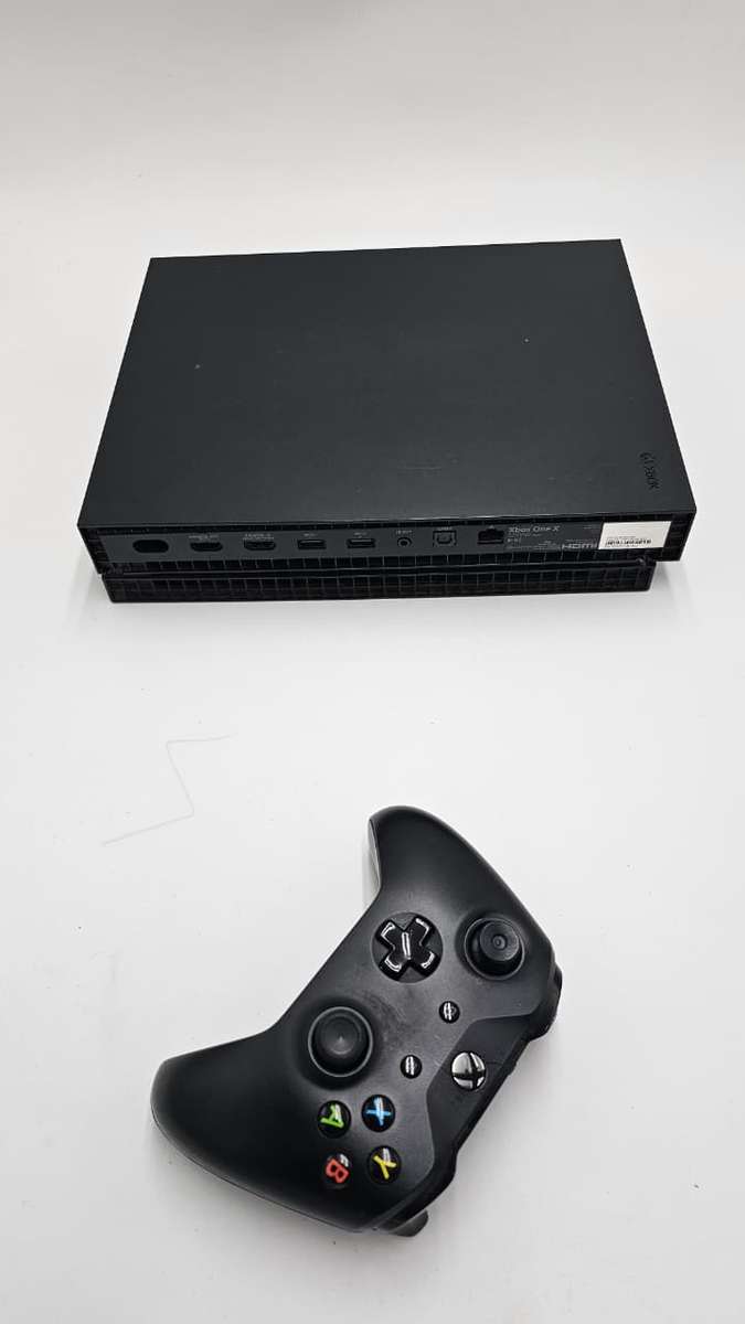 Xbox 1 X 1TB