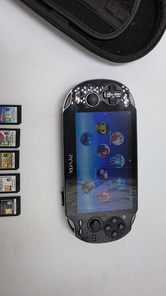 PlayStation Vita OLED (PS Vita)  PCH-1004 | Pre-Owned