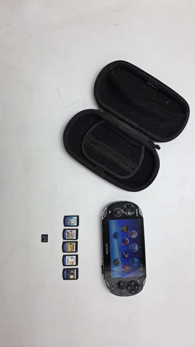 PlayStation Vita OLED (PS Vita)  PCH-1004 | Pre-Owned