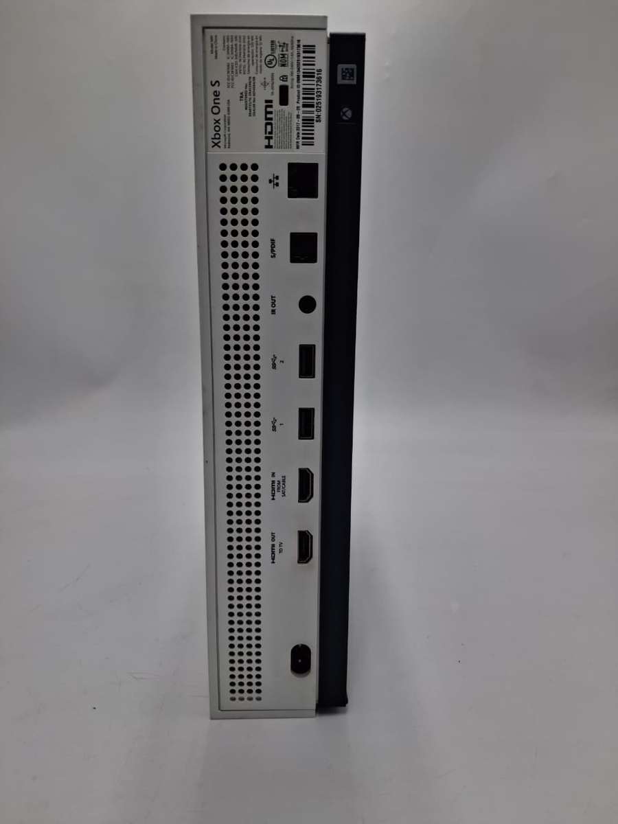  Xbox One S 500GB  Great Condition | Ready to Play 