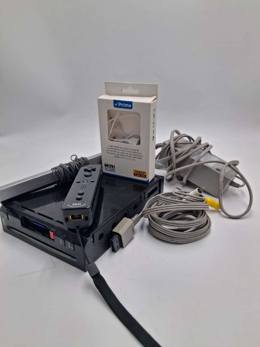  Nintendo Wii Console Bundle + Wii Sports + AV2HDMI Converter | Complete Plug & Play Package