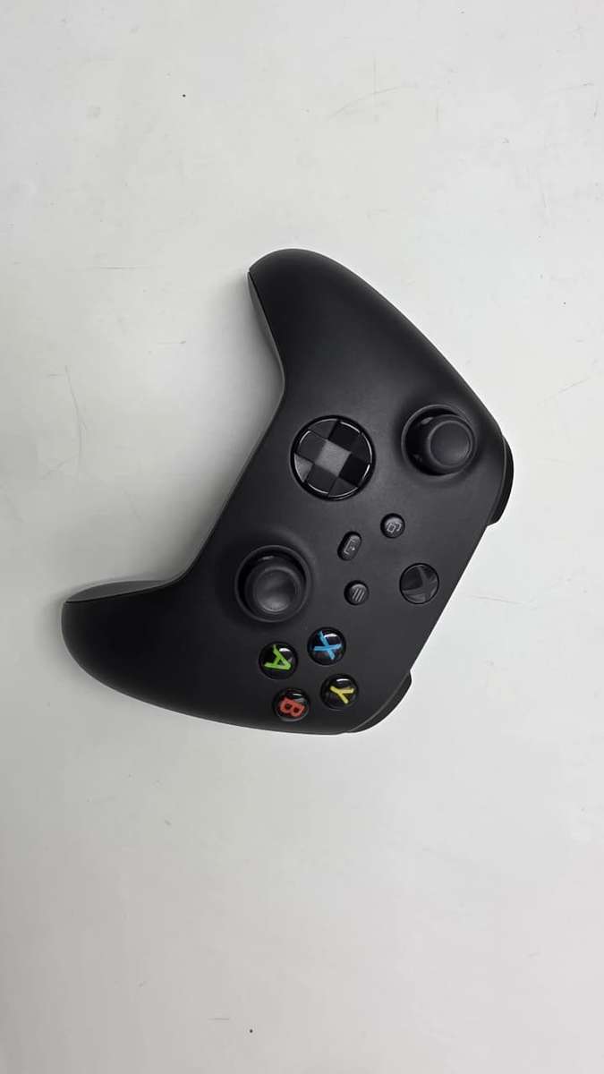 Xbox Series X|S Wireless Controller  Black | Mania Approved