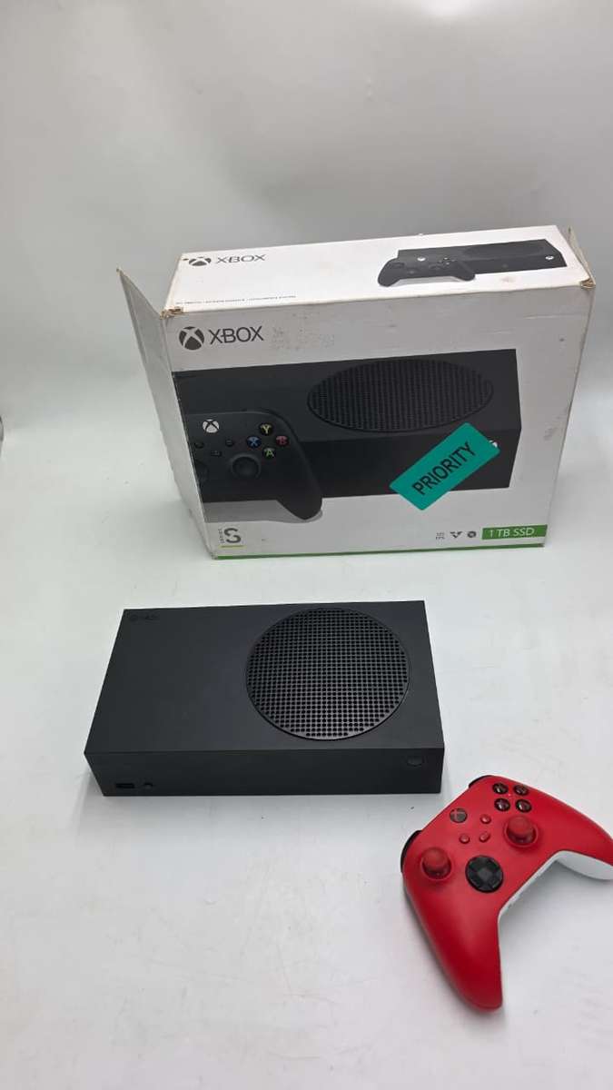 Xbox Series S 1TB Carbon Black Console