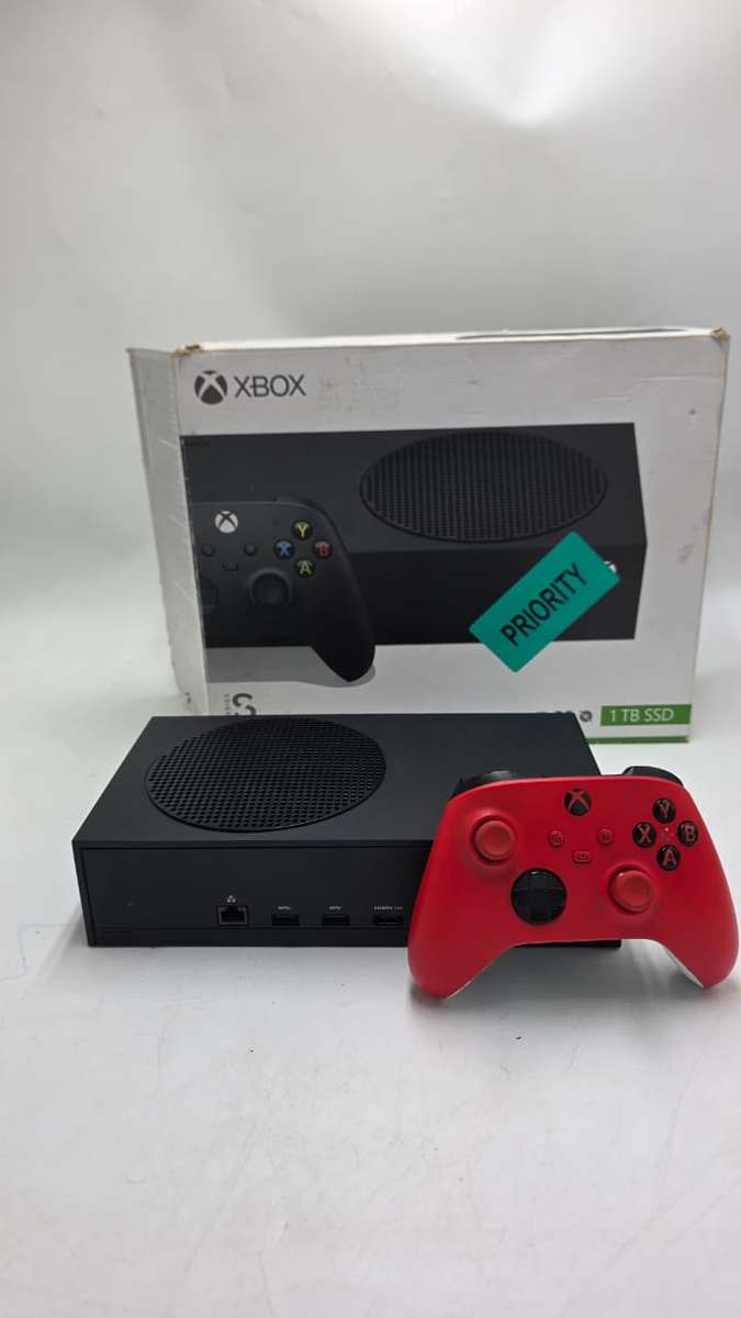 Xbox Series S 1TB Carbon Black Console