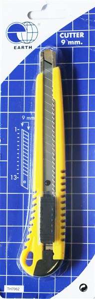 KNIFE SNAP OFF BLADE PLASTIC 9MM DIY TH7062