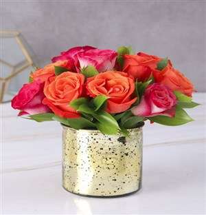 Bright And Elegant Rose Arrangement