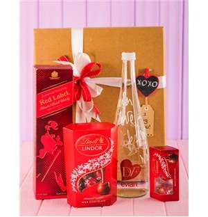 Johnnie Walker Red &amp; Lindt Choc Hamper
