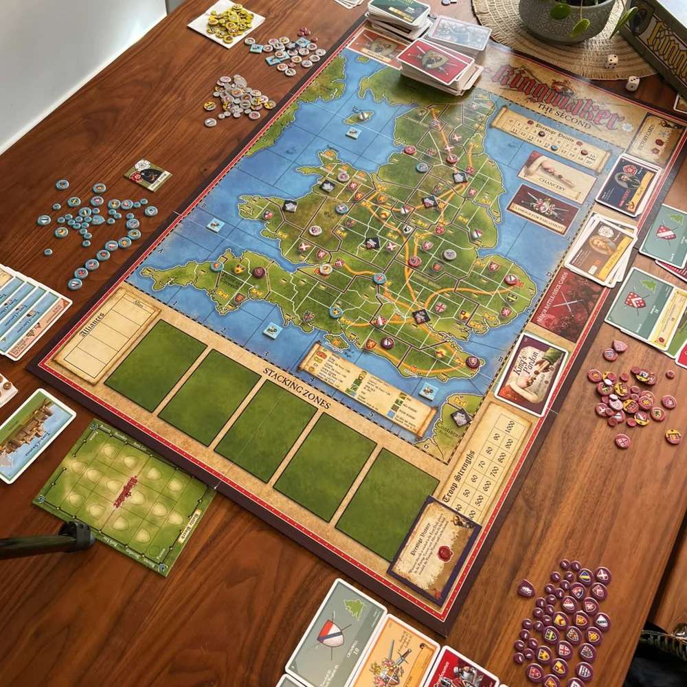 Gibsons - Kingmaker - The Royal Re-Launch - Board Game