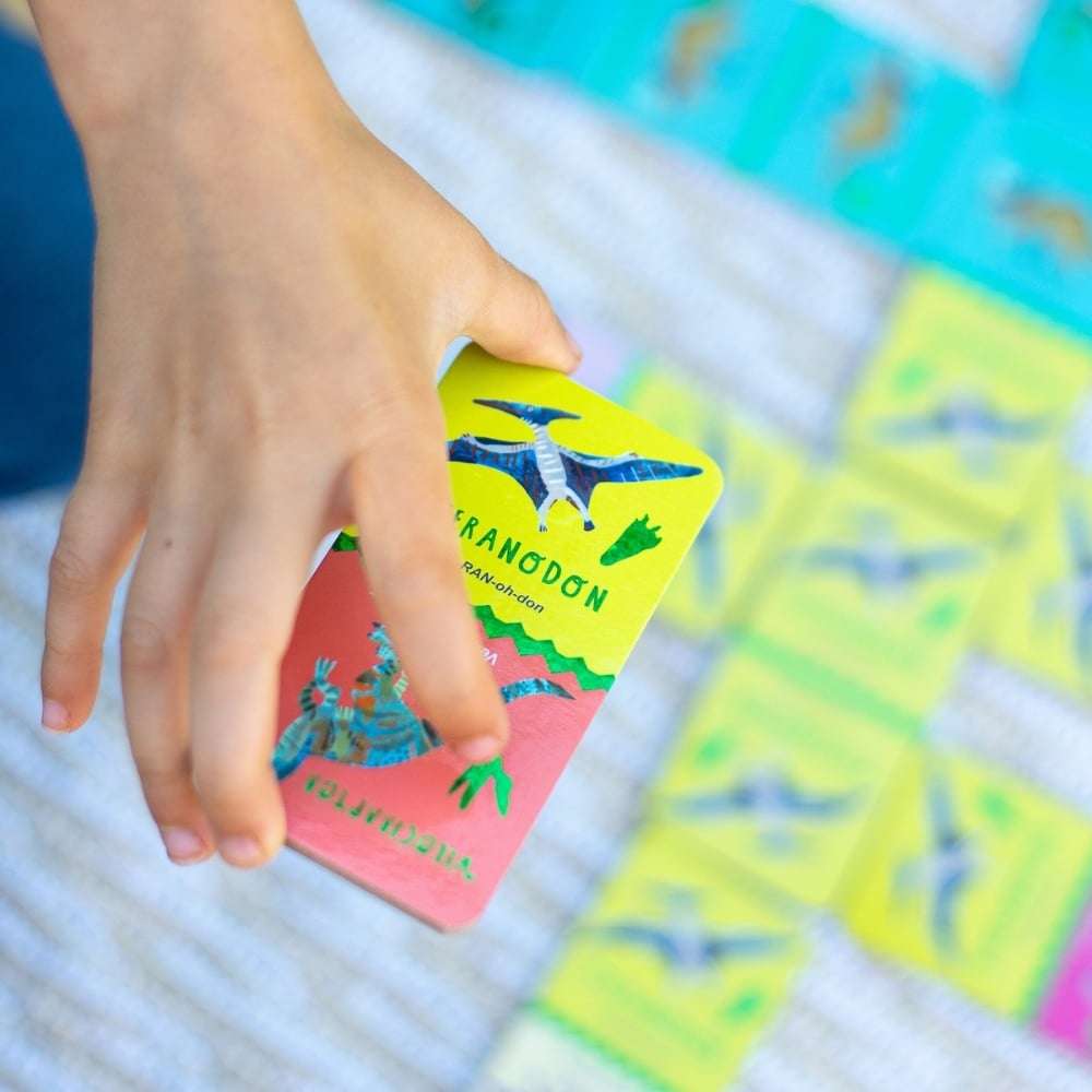 eeBoo - Giant Shiny Dinosaur Dominoes - Educational Game with Holographic Foil