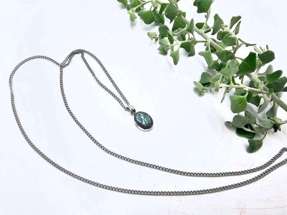 Labradorite Oval Gem Necklace