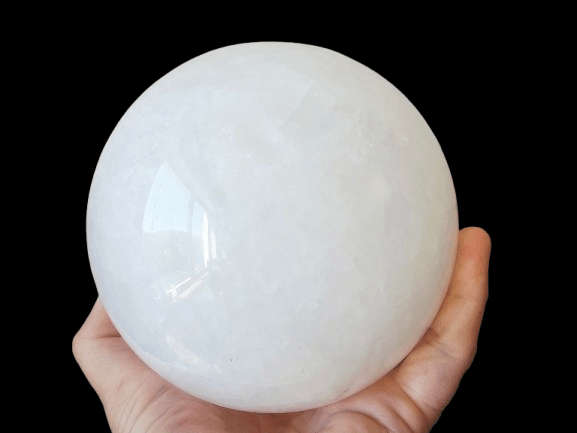 Giant Quartz Sphere (3.3kg)