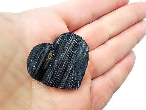 Black Tourmaline Heart (3cm)