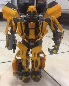 BUMBLEBEE CAR TRANSFORMS TO ROBOT