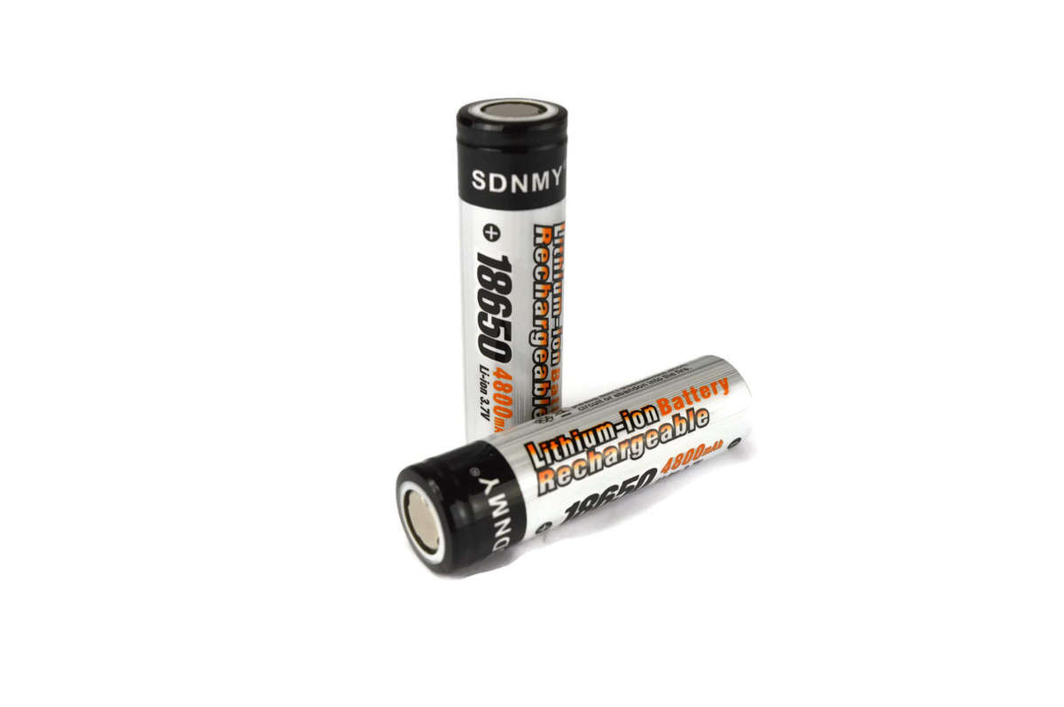 2PC SDNMY RECHARGEABLE 4800MAH 18650 3.7V Li-Lon BATTERY