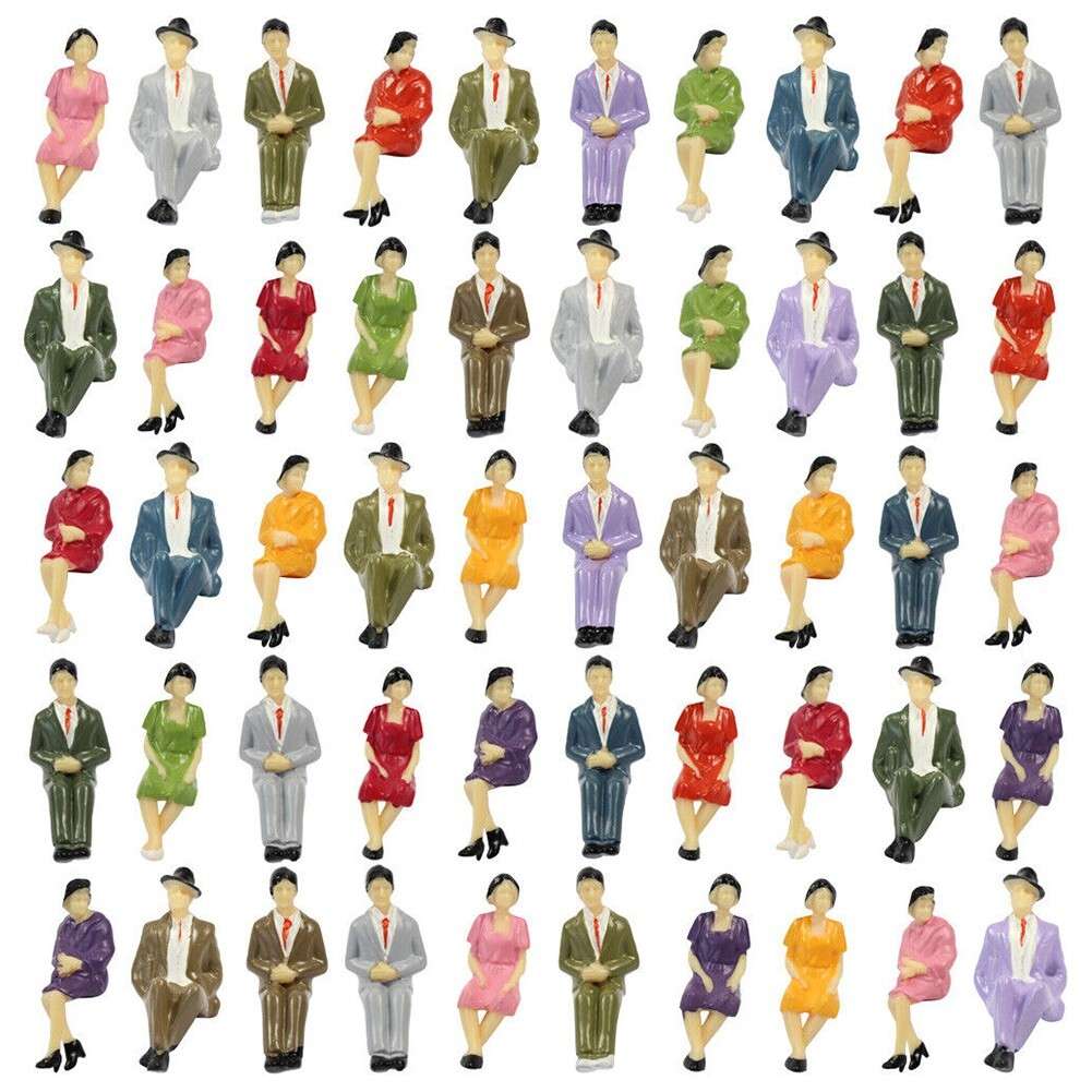 Sitting Figures 48*painted Figures 1:32 Scale 1:32 Brand New For Model-Building