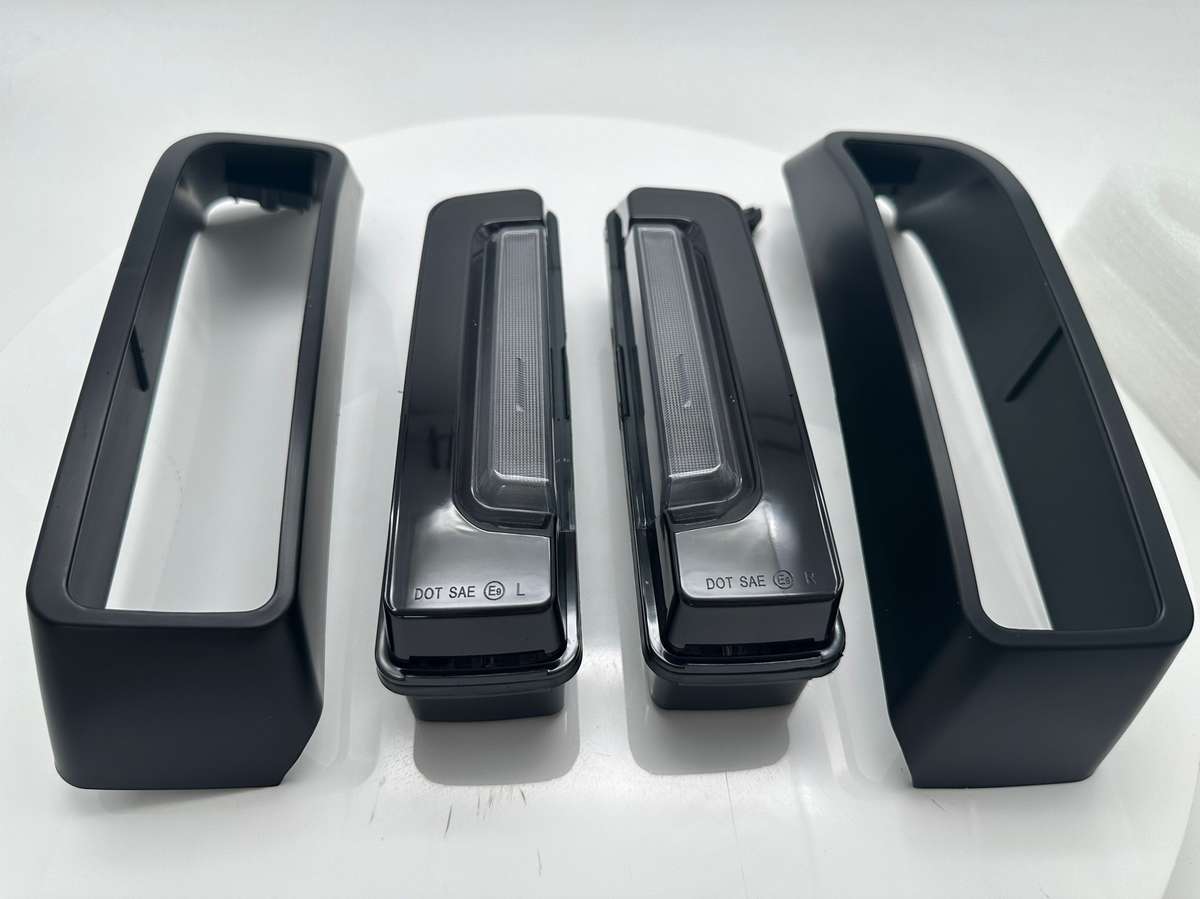 For Harley Street Glide/ Road Glide 2024 Rear Fender LED Saddlebag Side Light