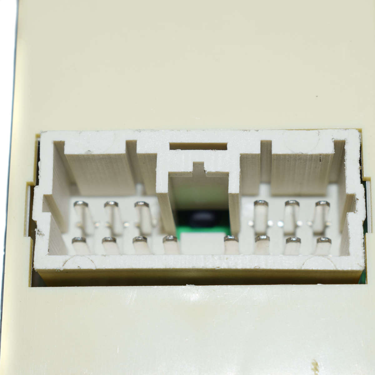 New Master Power Window Switch Front Driver Side for 98-04 Rodeo 02-04 Axiom