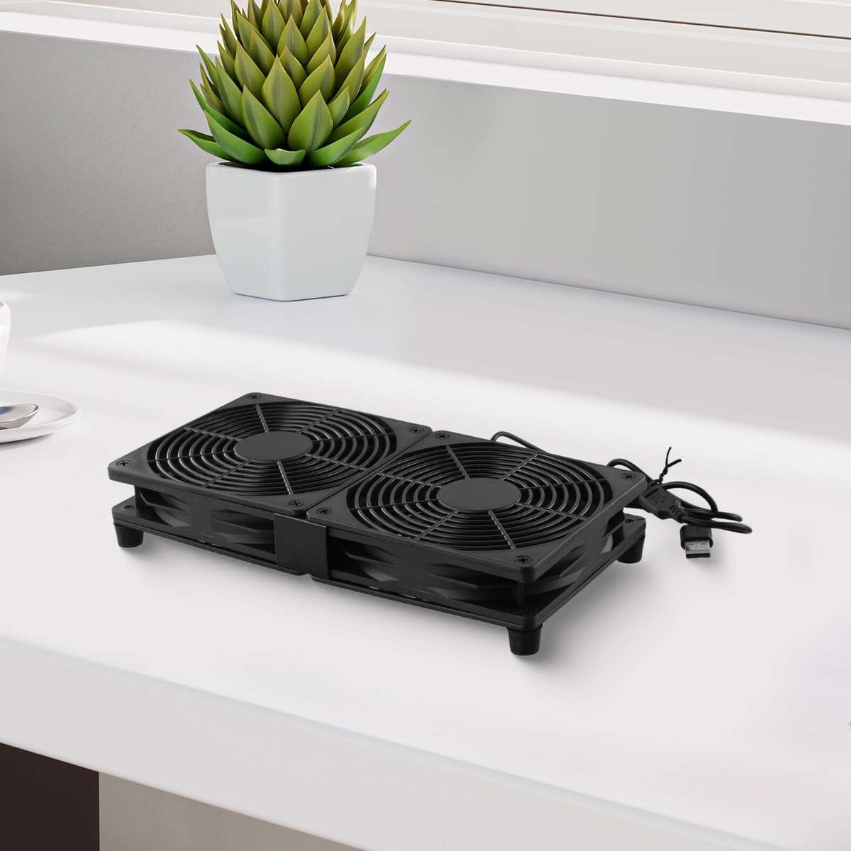 Space Saving Cooling Solution 5V USB Powered Dual Fan For PCs And Game Consoles