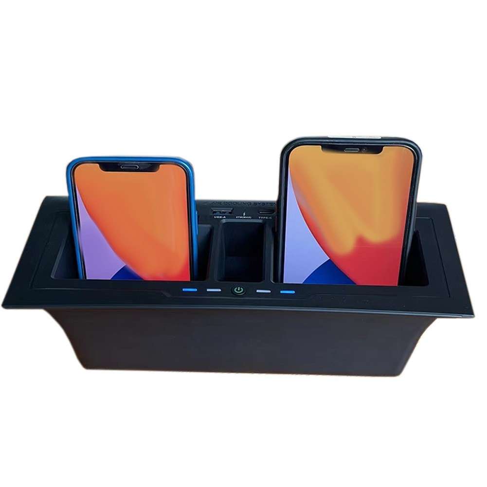 Car Wireless/Fast Charger/ Tray Pad For Land Rover For Defender 90 110 2020-2023