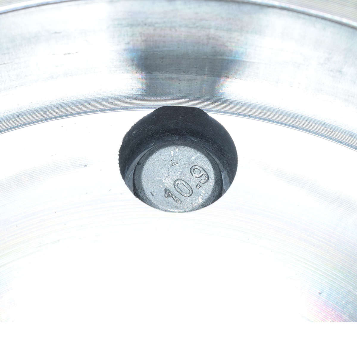 Front Upper Strut Shock Bracket for 2007-2014 BMW E70 E71 X5 X6 31 33 6 774 738