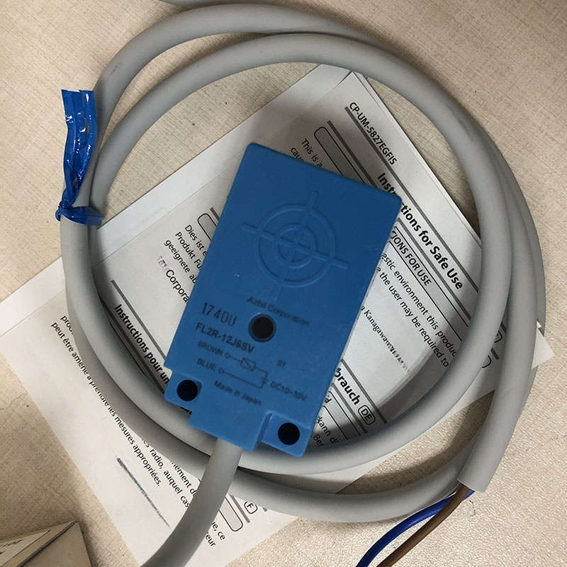 1pcs For FL2R-12J6SV proximity switch