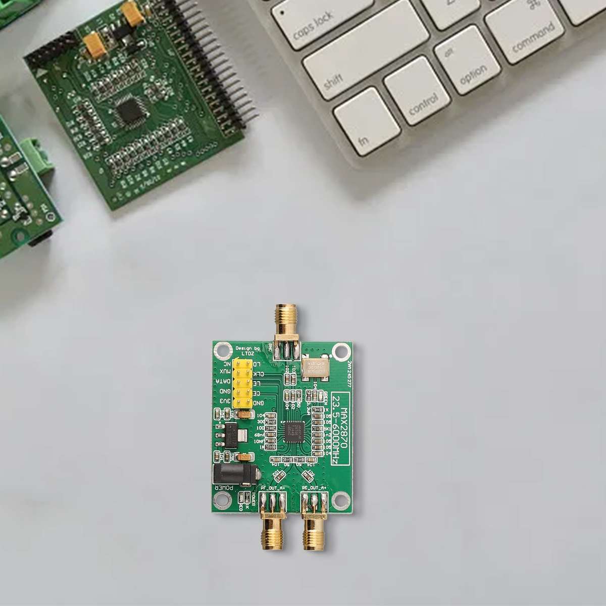 MAX2870 23.5-6000MHz RF Signal Source Signal Generator Module PLL VCO For STM32