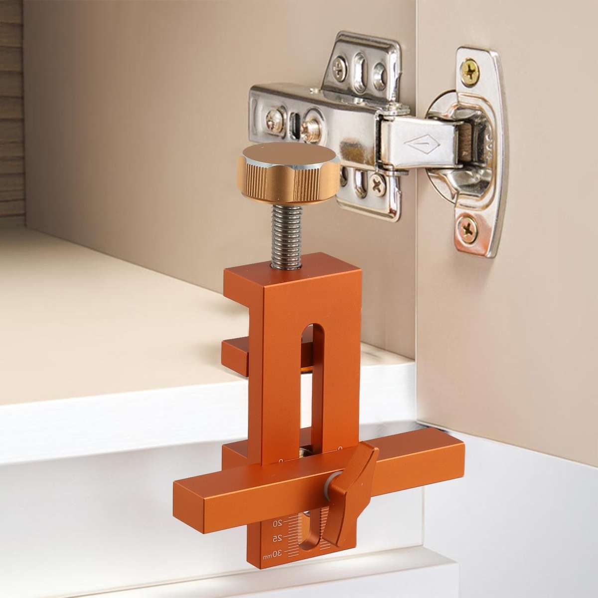 Adaptable Cabinet Door Installation Tool With Flexible Positioning Points