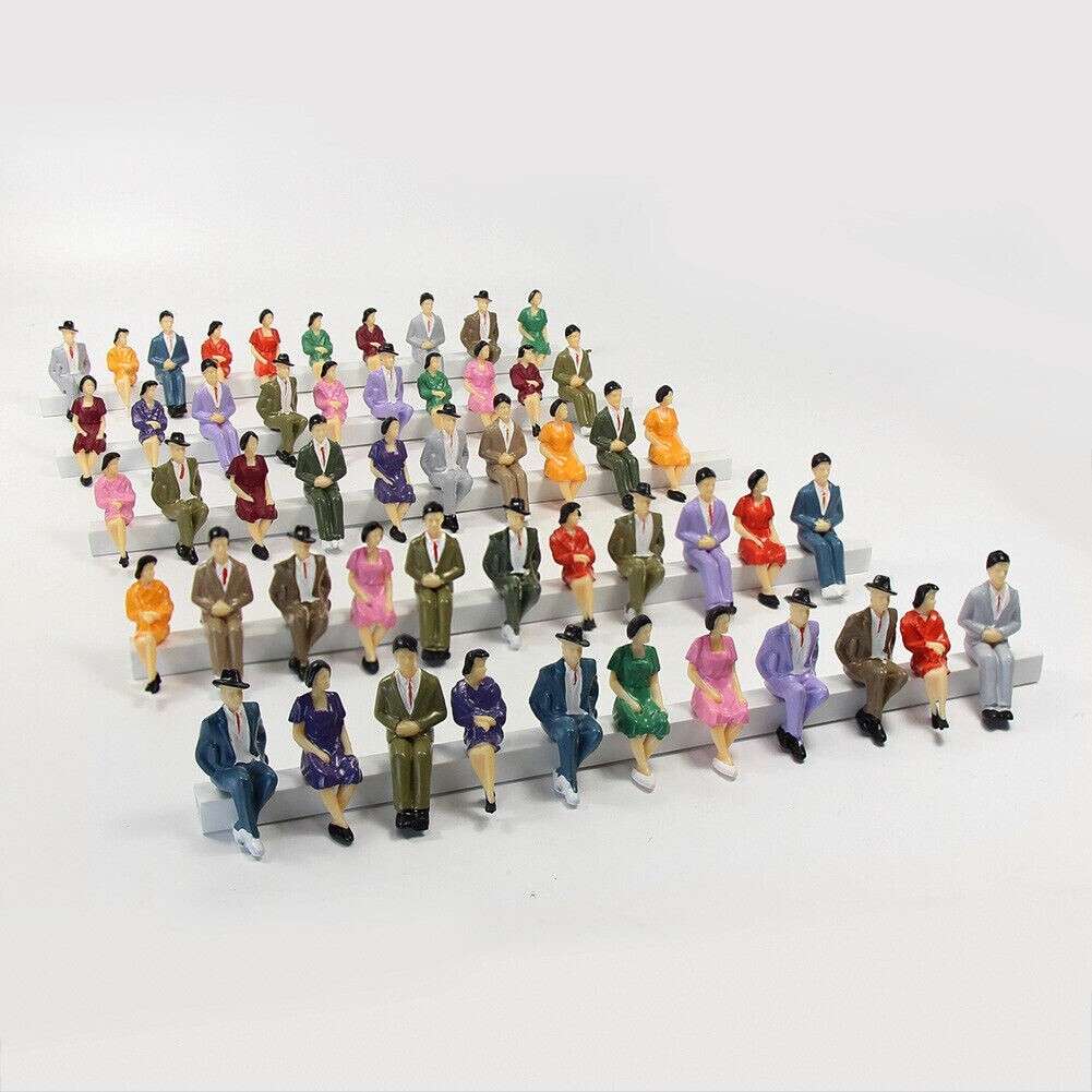 Sitting Figures 48*painted Figures 1:32 Scale 1:32 Brand New For Model-Building