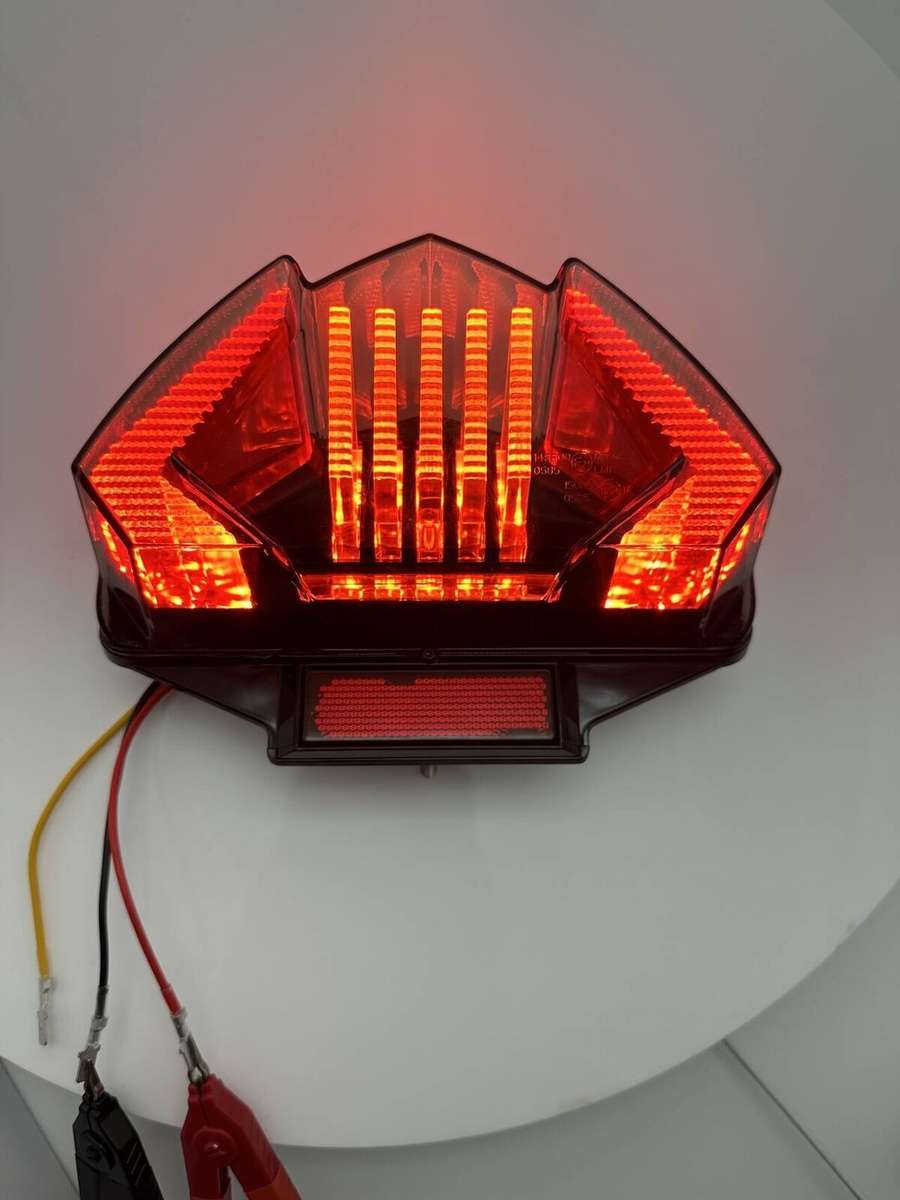 For BMW R1200 GS ADV /F650 GS Dakar F800 R/S/ST LED taillight Smoke Integrated