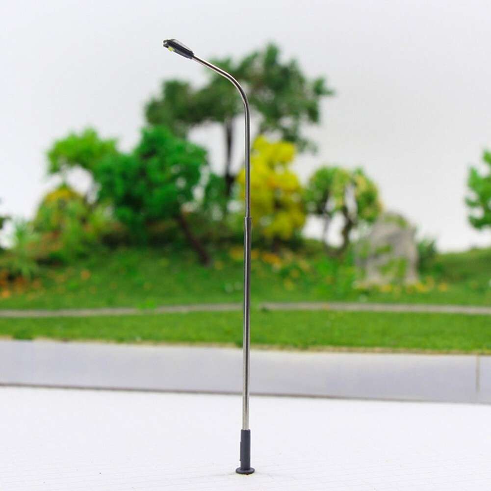 10X O Scale Model Trains Metal Light Poles Wired LED Lighted Street Lamps