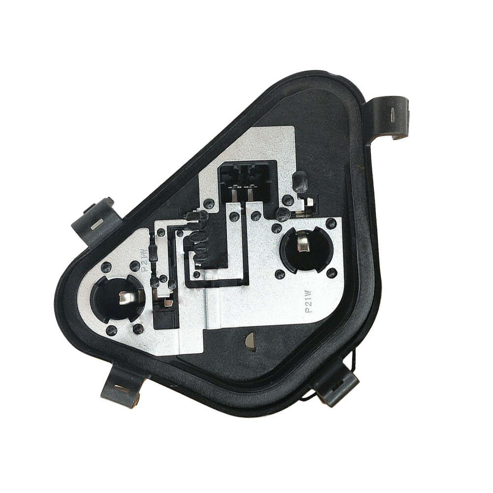 Fit for BMW 3 Series Right Side Outer Bulb Socket Tail Light + Plug 63217313044