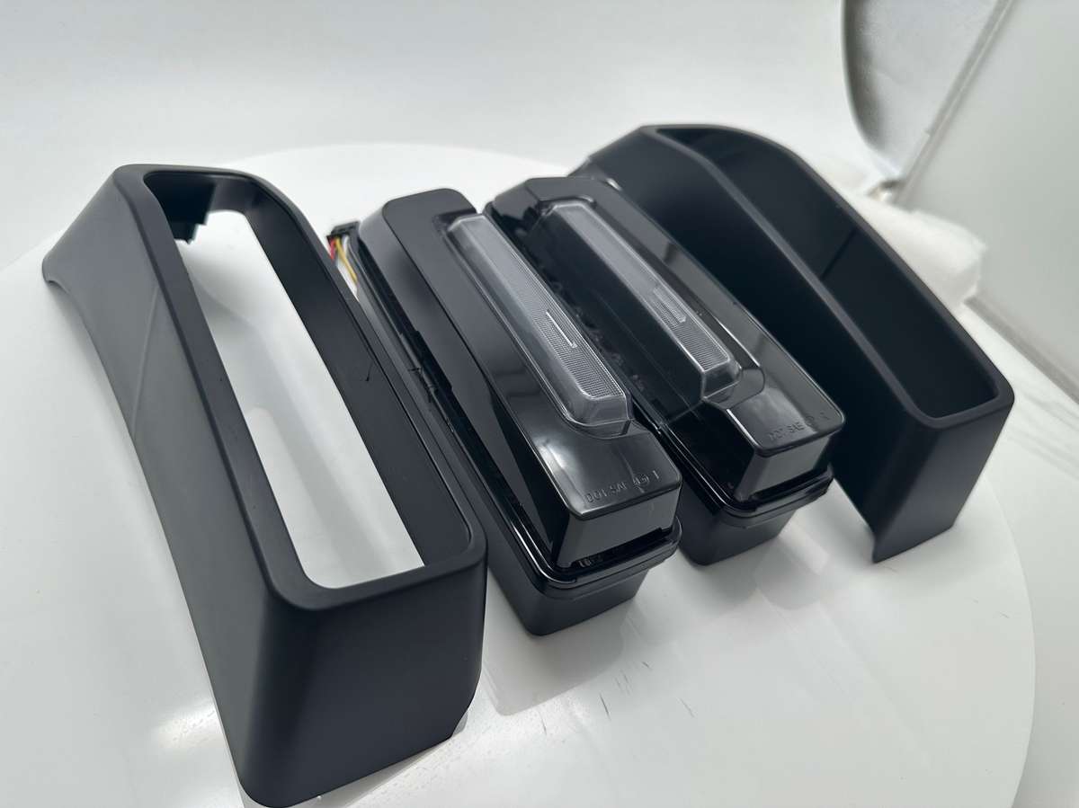 For Harley Street Glide/ Road Glide 2024 Rear Fender LED Saddlebag Side Light
