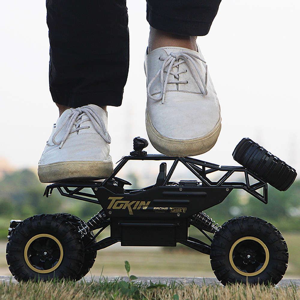 RC Car 4WD Rock Crawler 2.4GHz Remote Control High Speed 1:16