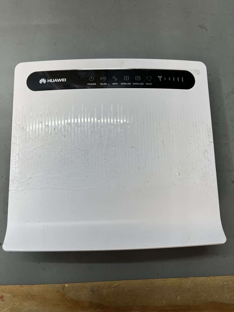 Latest Huawei 4G Router model CPE B593 (It take a SIM CARD)