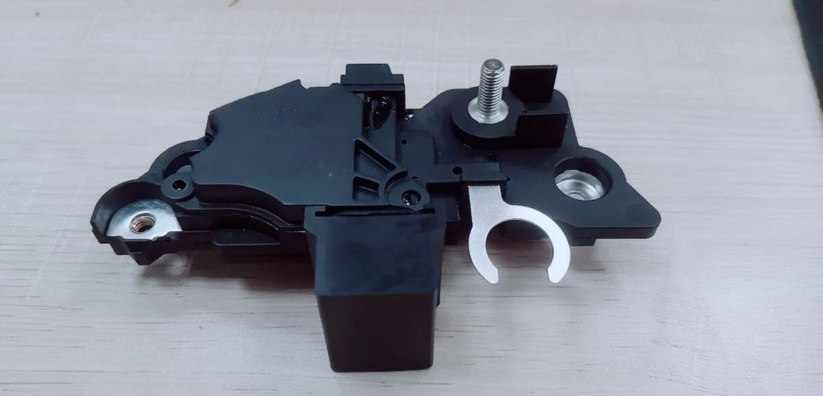 ARG137 ALTERNATOR Regulator FIT Alfa Romeo 159 Brera Spider1.8 1.9 2.2JTS MPI939