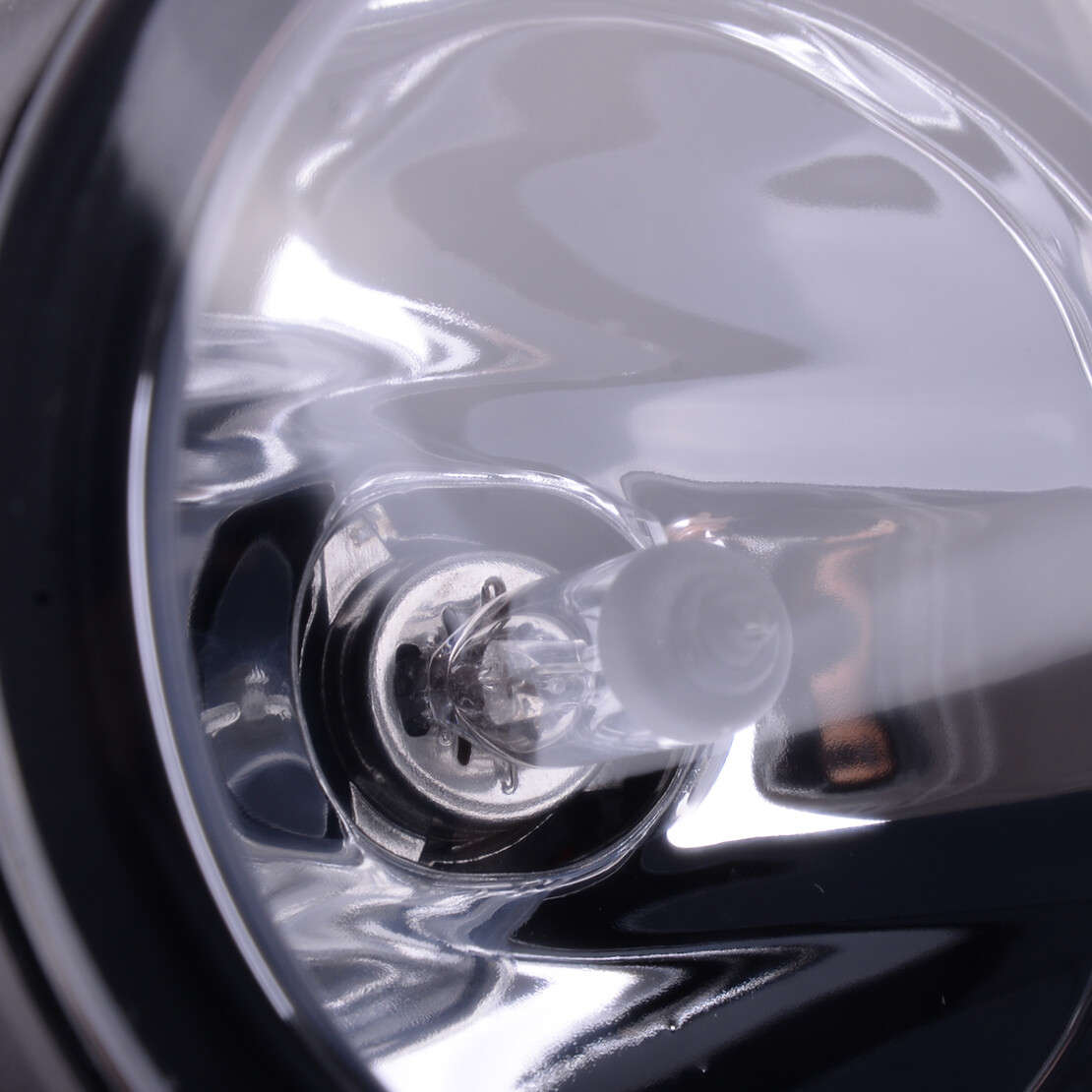 1Pcs Front Fog Light Lamp Fit For Nissan X-Trail T31 2008-2013 ABS Assembly