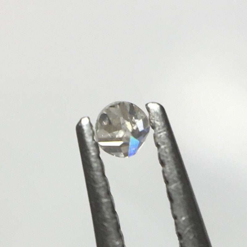 SUPERB! 0.015 ct Light Grey VVS2 Single Cut Round Diamond