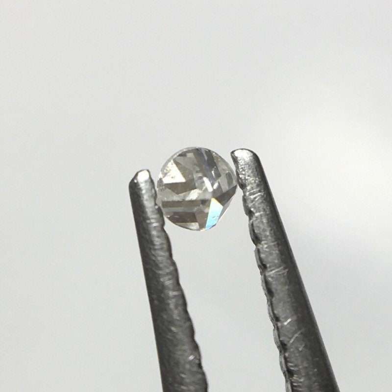 SUPERB! 0.015 ct Light Grey VVS2 Single Cut Round Diamond