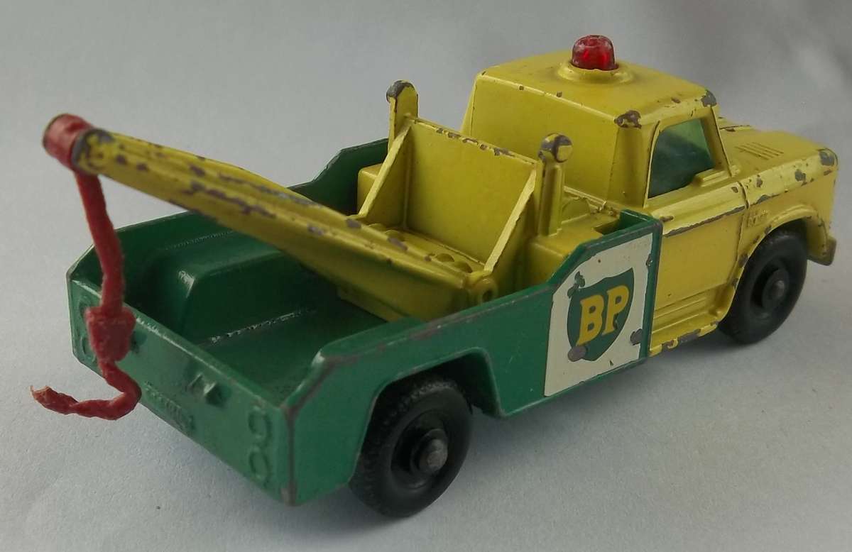 Matchbox Lesney 1-75 Series #13 BP Dodge Wreck Truck Made in England Vintage 1965 Model