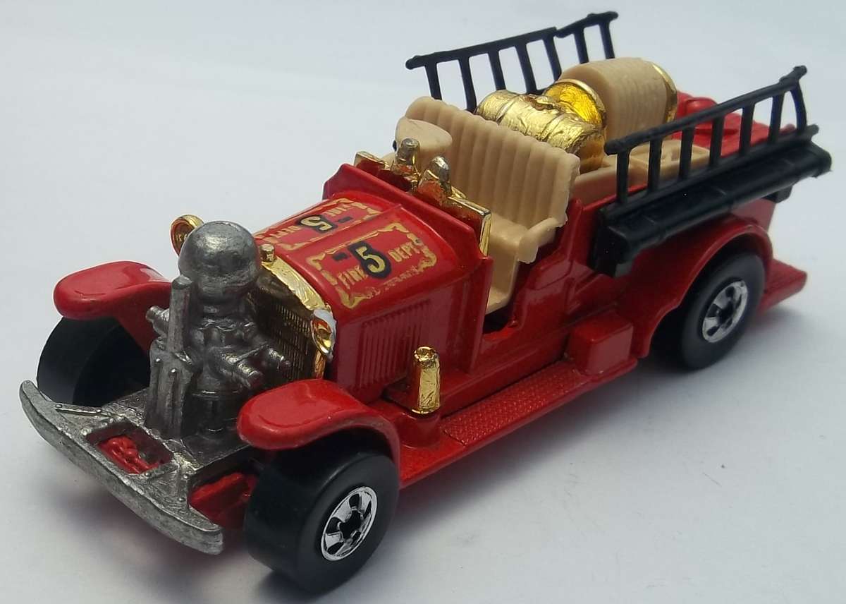 HOT WHEELS Old Number 5 Fire Engine HOTWHEELS VINTAGE MODEL similar to Matchbox 1980