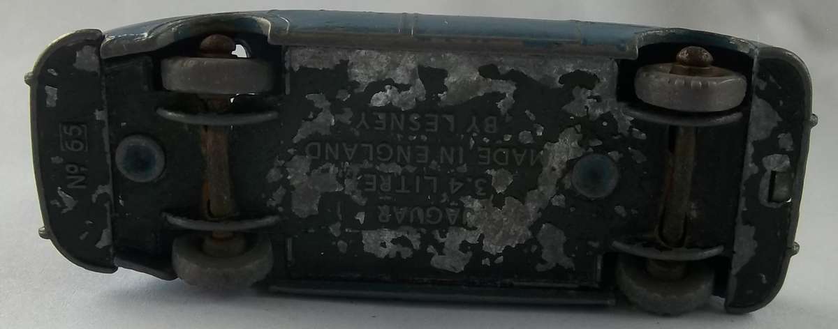 Matchbox Lesney 1-75 Series Regular Wheels #65 Jaguar 3.4 Litre Made in England 1956 Grey Wheels