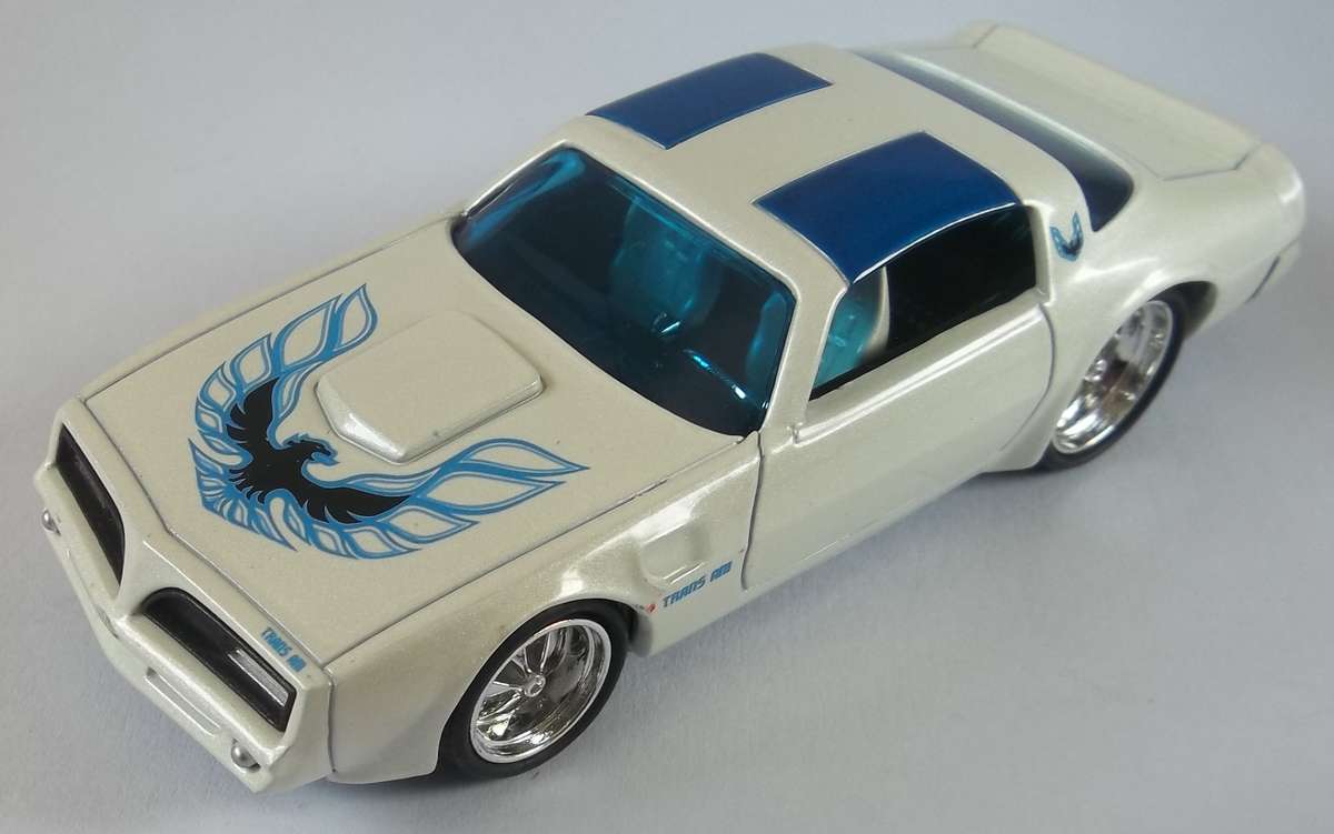 Hot Wheels 1/43 LARGER 1978 Pontiac Trans Am RUBBER TYRES  Detailed Interior Hotwheels MATCHBOX