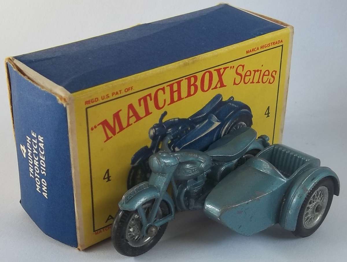 Matchbox Lesney 1-75 Series Regular Wheels MOKO #4 Triumph T110 Made in England Model car BOXED