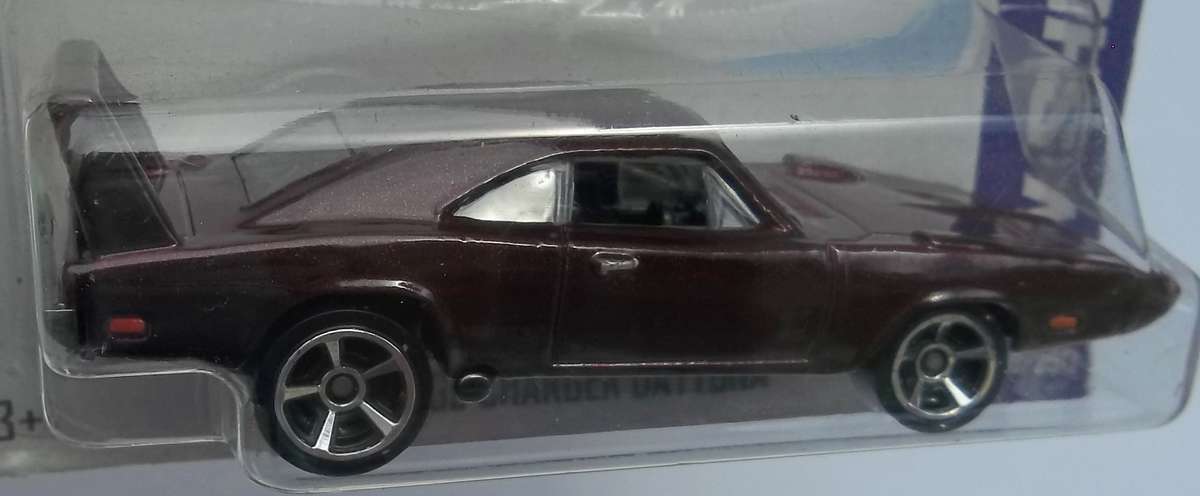 Hot Wheels FAST & THE FURIOUS SHOWROOM  1970 Dodge Charger Daytona HOTWHEELS Similar to Matchbox