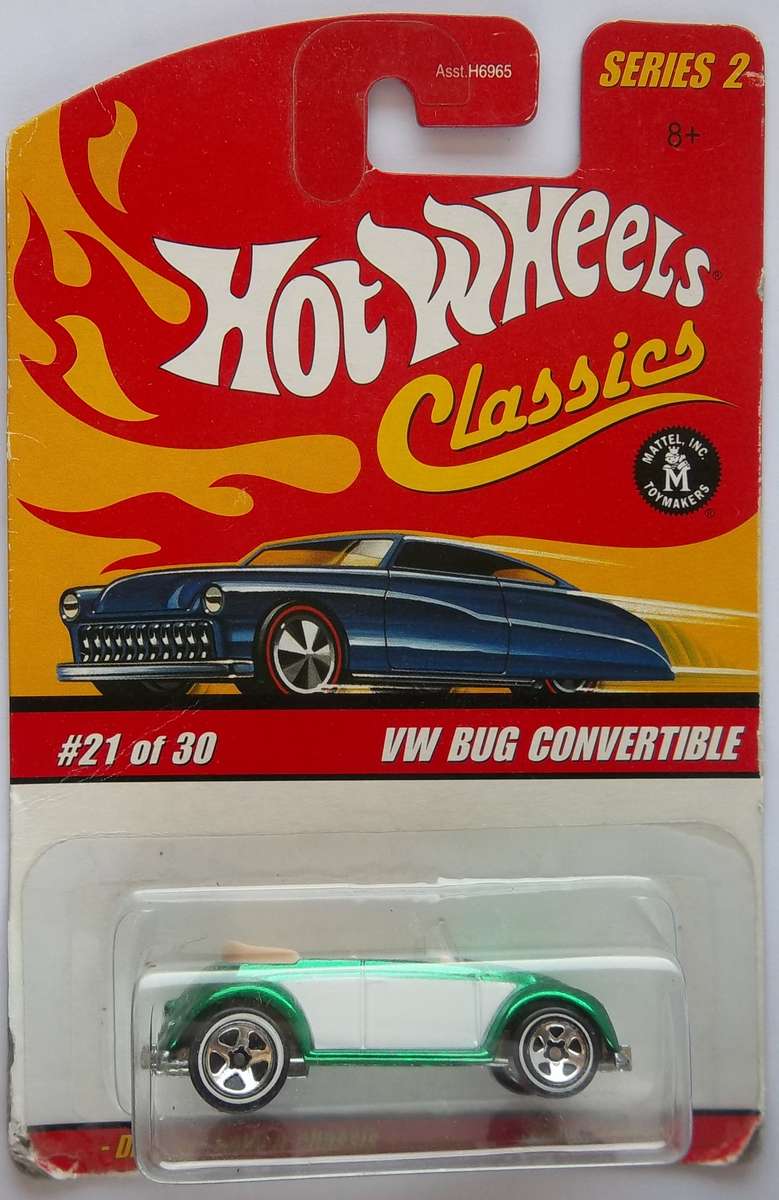 Hot Wheels Classics Series 2 VW Volkswagen Bug Beetle Convertible HOTWHEELS Similar scale Matchbox