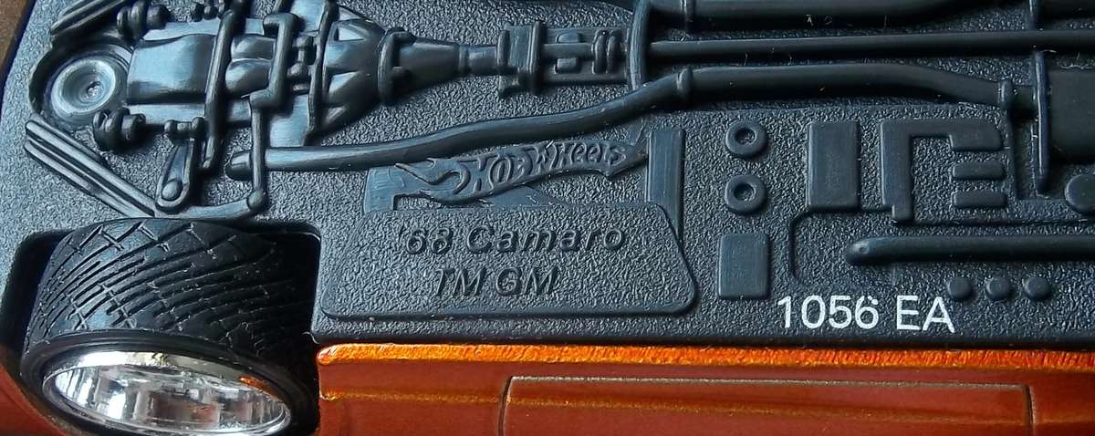 Hot Wheels 1/43 LARGER 1968 Camaro RUBBER TYRES  Detailed Interior Hotwheels MATCHBOX