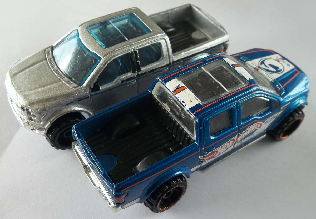 Hot Wheels Collection of (9) FORD F-150 Bakkies (1 Raptor) HOTWHEELS Matchbox scale Model Car Cars