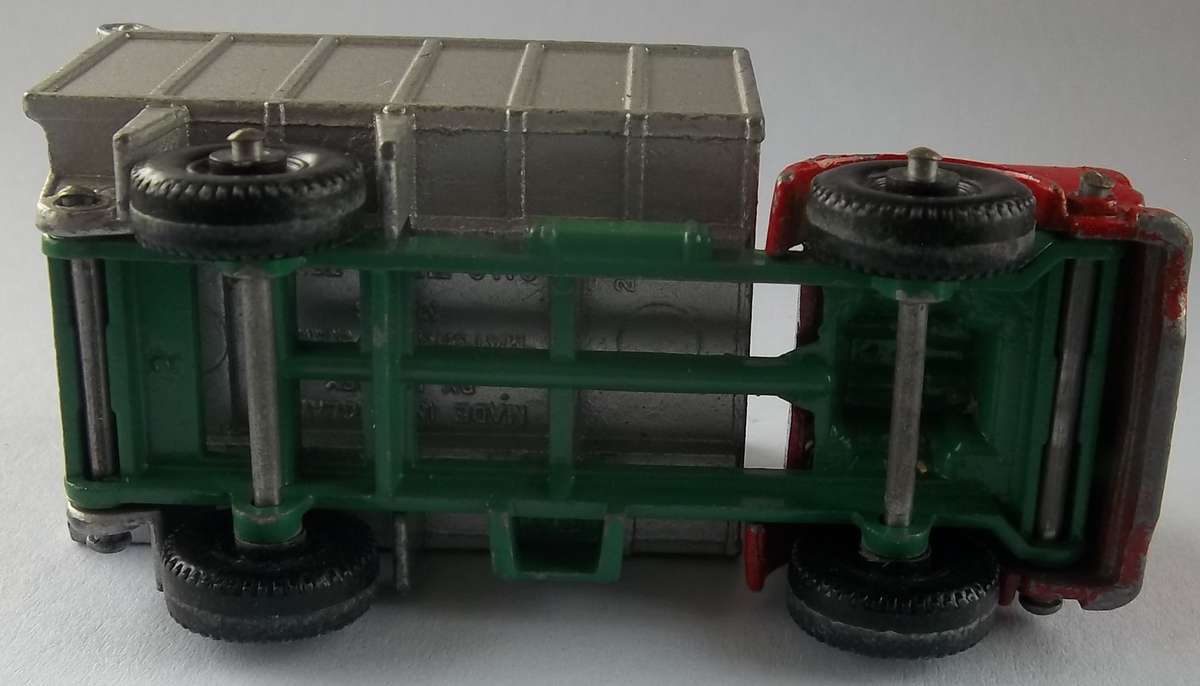 MATCHBOX Series Lesney Regular Wheels #26 G.M.C Tipper Truck 1966 ENGLAND